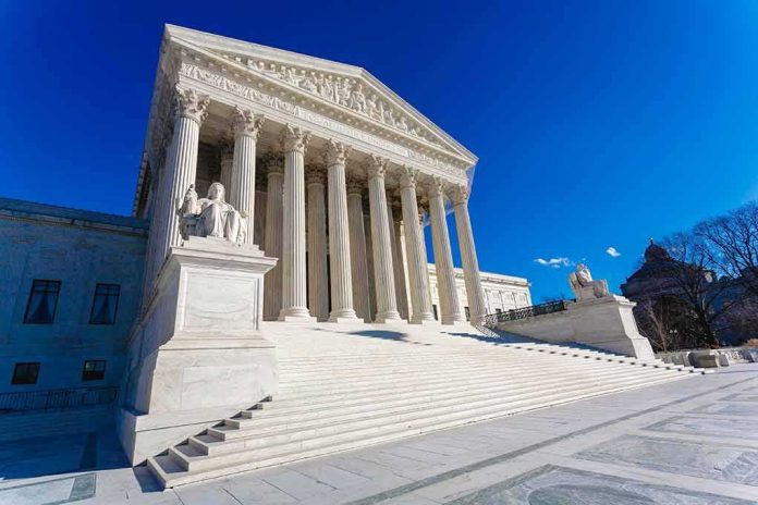 shutterstock_376063027 Supreme Court building with grand marble columns